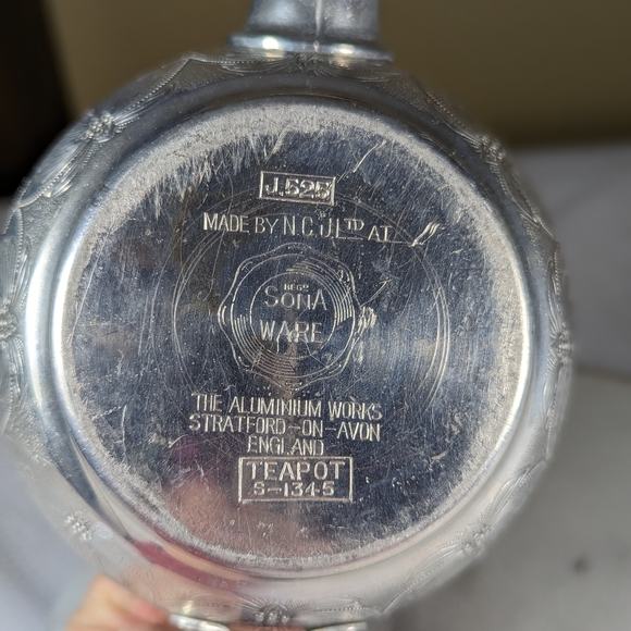 Vintage Sona Ware Silver Aluminum Working Teapot Stratford on Avon England - Picture 9 of 12